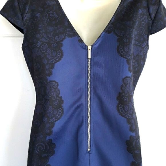 Kardashian Kollection fitted midi Dress in cobalt blue with black lace p… - Picture 7 of 10